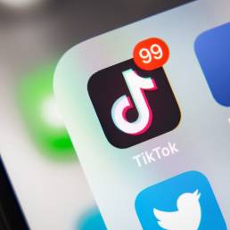 Marketing on TikTok: The Complete Guide for Brands in 2025
