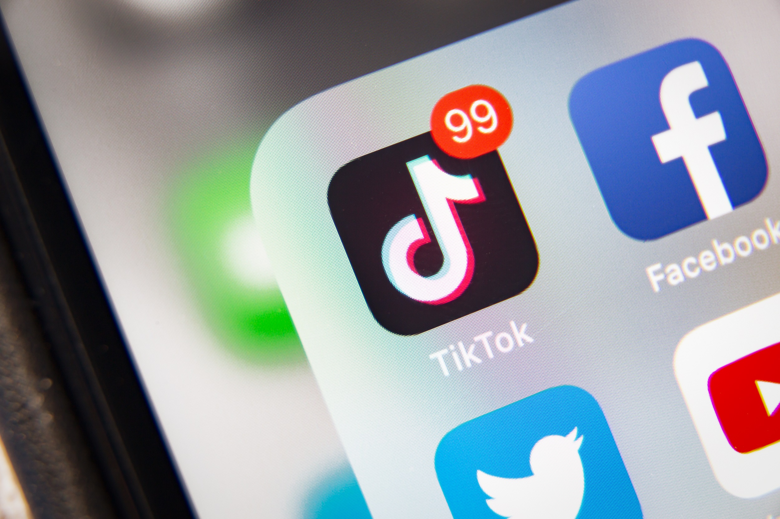 Marketing on TikTok: The Complete Guide for Brands in 2025